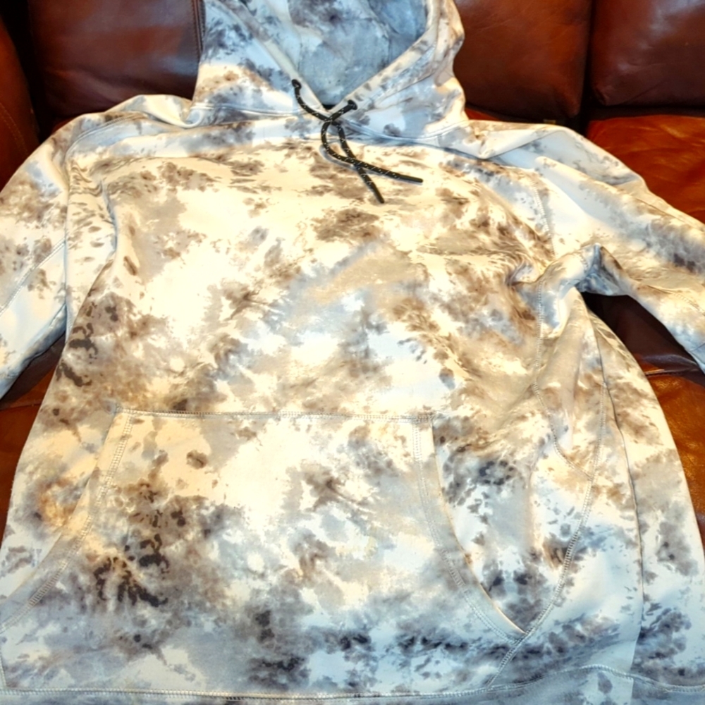 Men's extra large hoodie. New without tags.